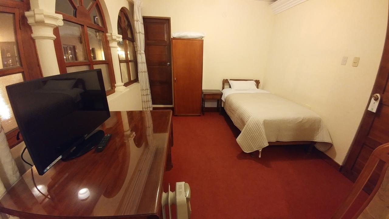 Hostal El Peregrino Куско Екстер'єр фото